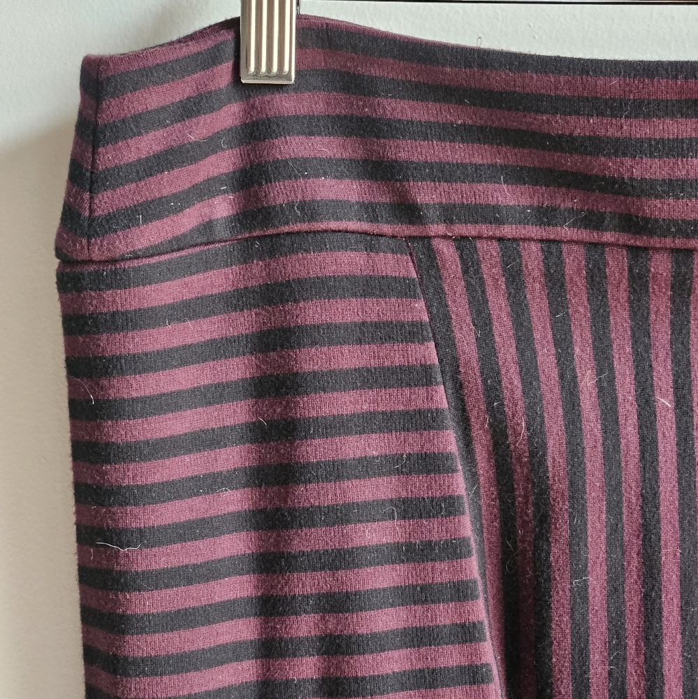 Loft Striped Pencil Skirt in Women's 8 - Picture 3 of 15